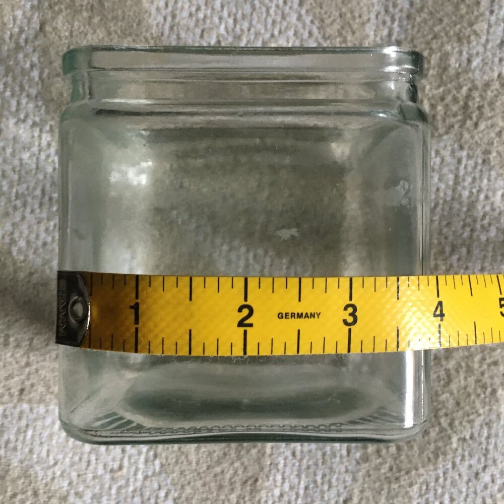 Small Cube Flower Vase - Picture 8 of 8